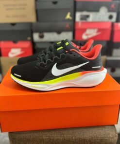 Alternative view of Buy Nike Air shoe pallets