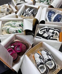 Alternative view of Buy Amazon Mixed Shoe Pallets
