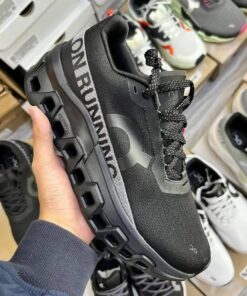 Alternative view of On Cloud Shoes Pallet Wholesale –(45–60 Pairs/Pallet – $600)
