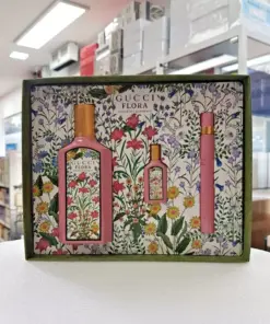 Buy Gucci Flora perfumes pallet